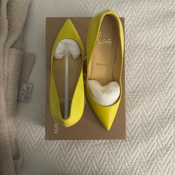 Christian Louboutin Shoes - NWT Christian Louboutin size 37